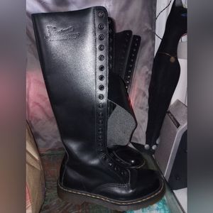 Doc Martens 20 hole boots